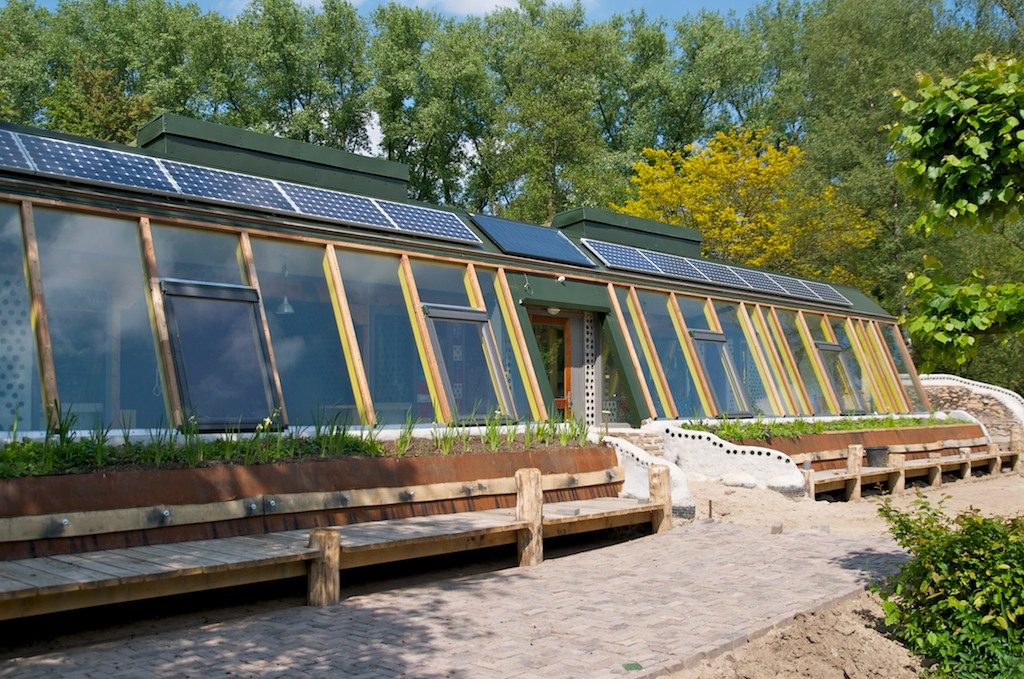 california earthship biotecture