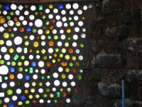 bottle-wall-earthship-tire-wall